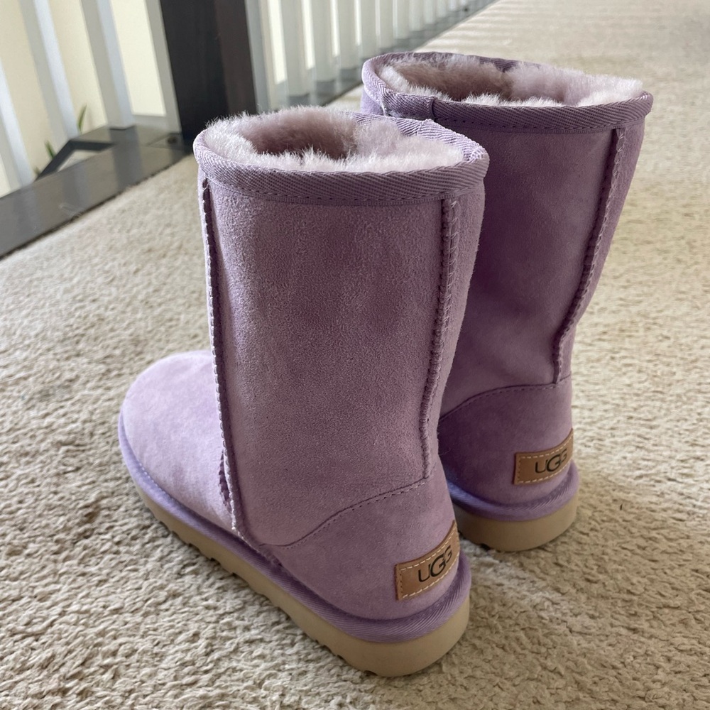 UGG purple size 8